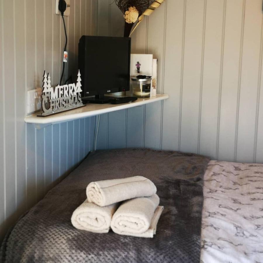 Pen-Rhos Luxury Glamping "Cuckoo'S Nest" Villa Llandrindod Wells Buitenkant foto